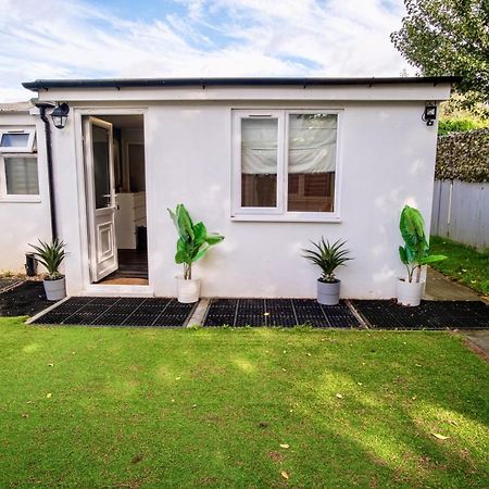 Little Garden View Apartment St Albans Exterior foto