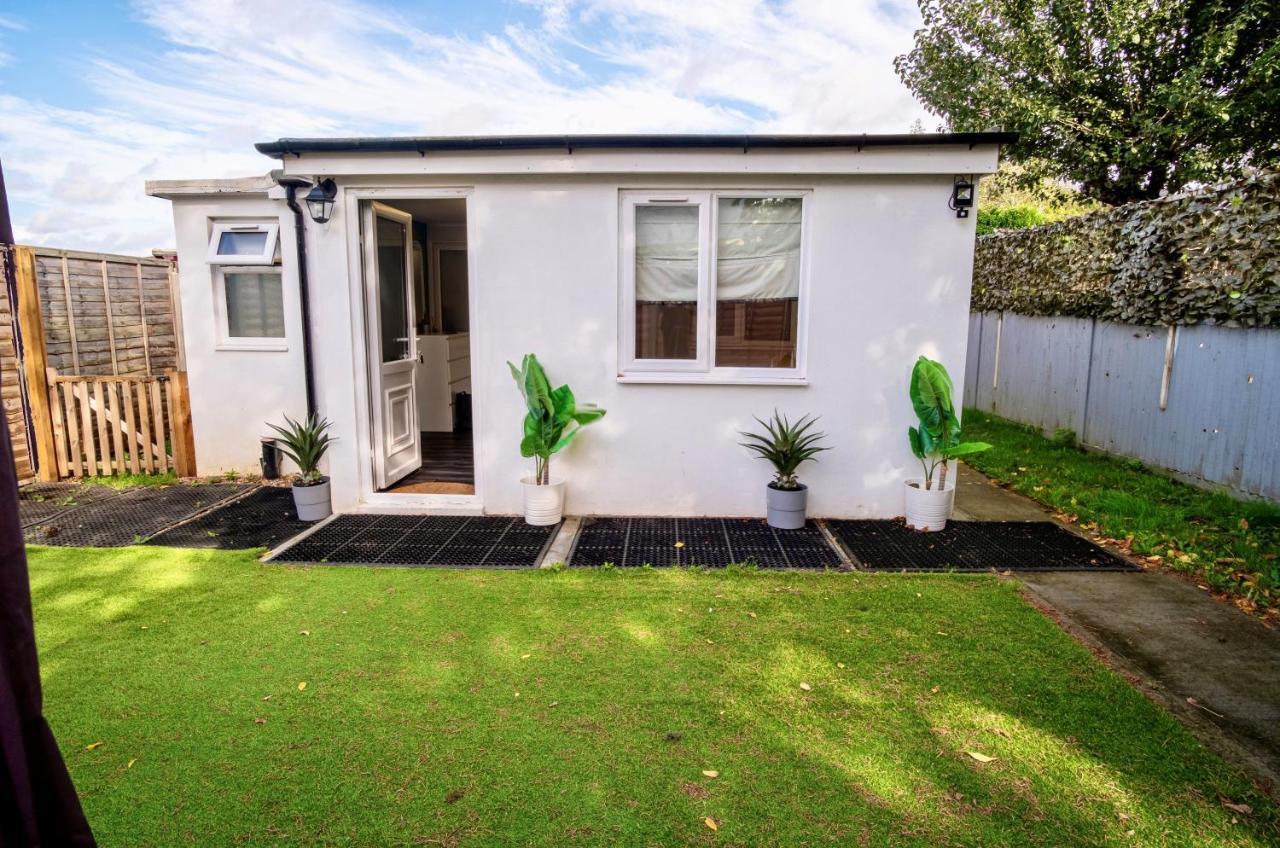 Little Garden View Apartment St Albans Exterior foto